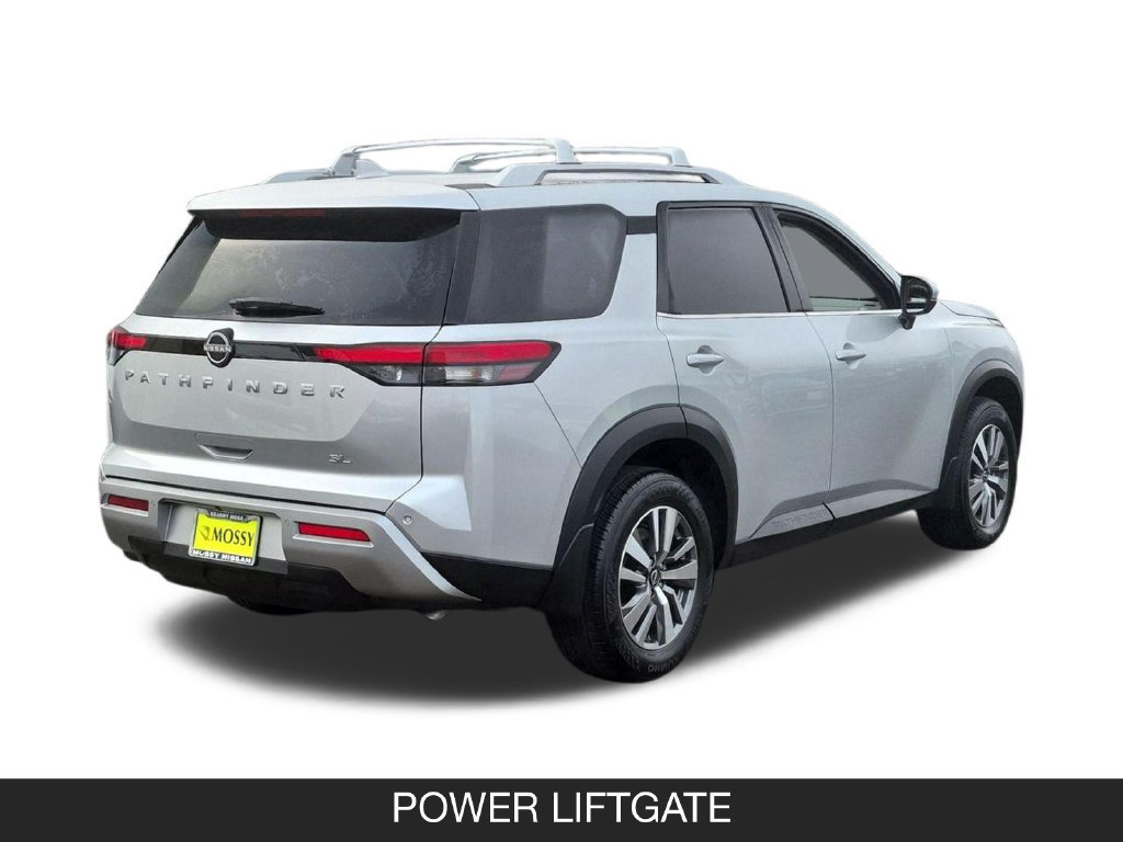 Certified 2025 Nissan Pathfinder SL FWD image 9