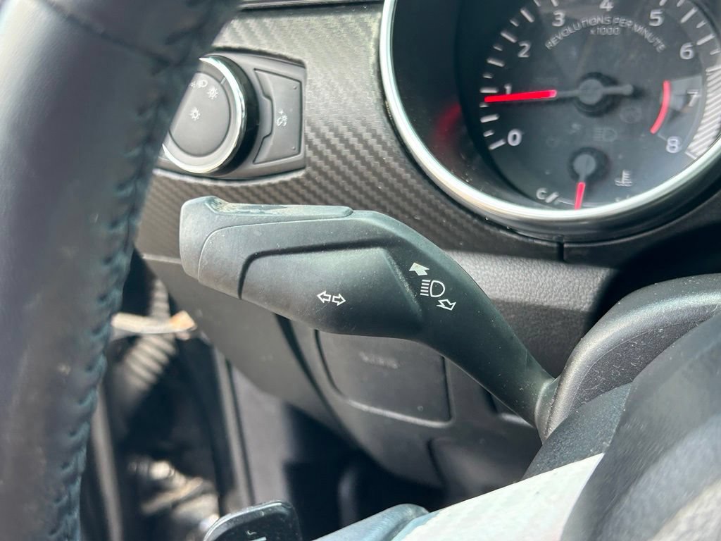 Used 2018 Ford Mustang Coupe RWD image 24
