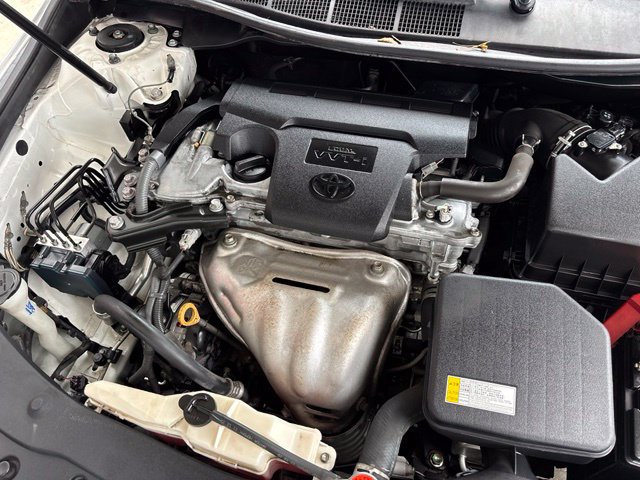 Used 2016 Toyota Camry XSE w/ Moonroof Package FWD image 27