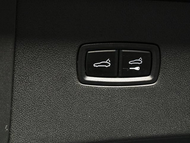 Certified 2023 Porsche Cayenne S AWD/4WD image 33