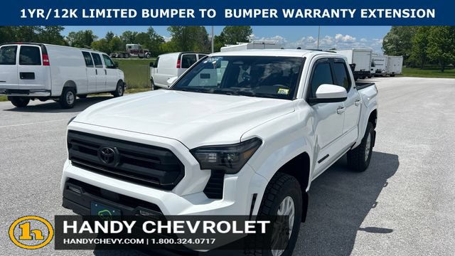 Used 2025 Toyota Tacoma SR5 AWD/4WD image 8