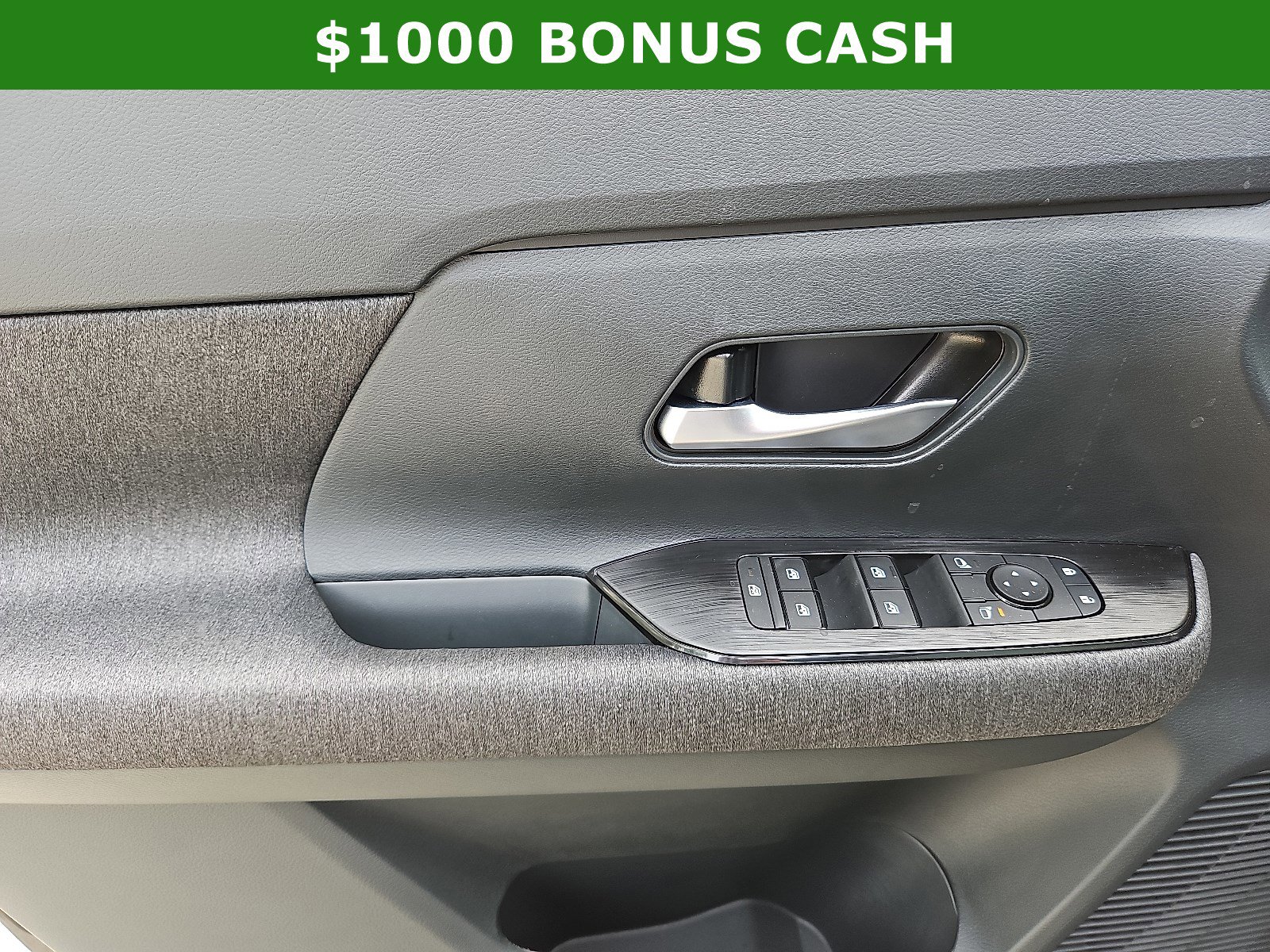 New 2026 Nissan Kicks SV w/ SV Premium Package image 10