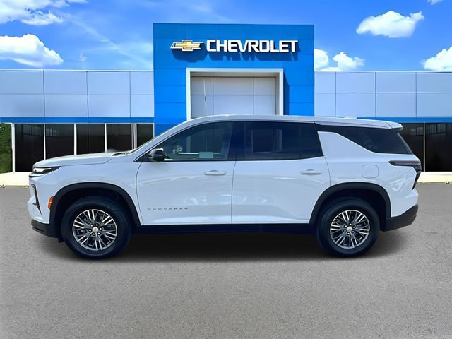 Used 2024 Chevrolet Traverse LS w/ LPO, Floor Liner Package FWD image 6