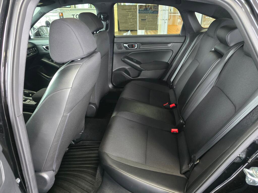 Used 2025 Honda Civic Sport image 38