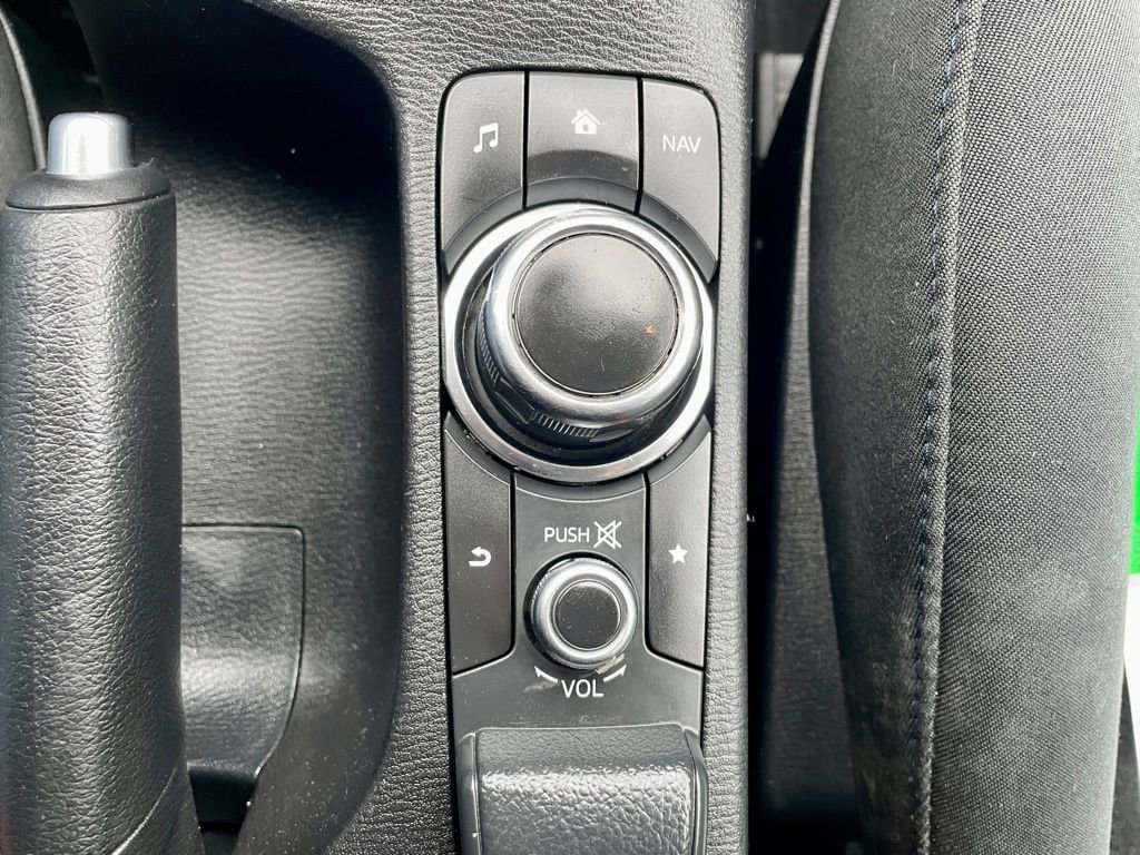 Used 2016 Scion iA image 24