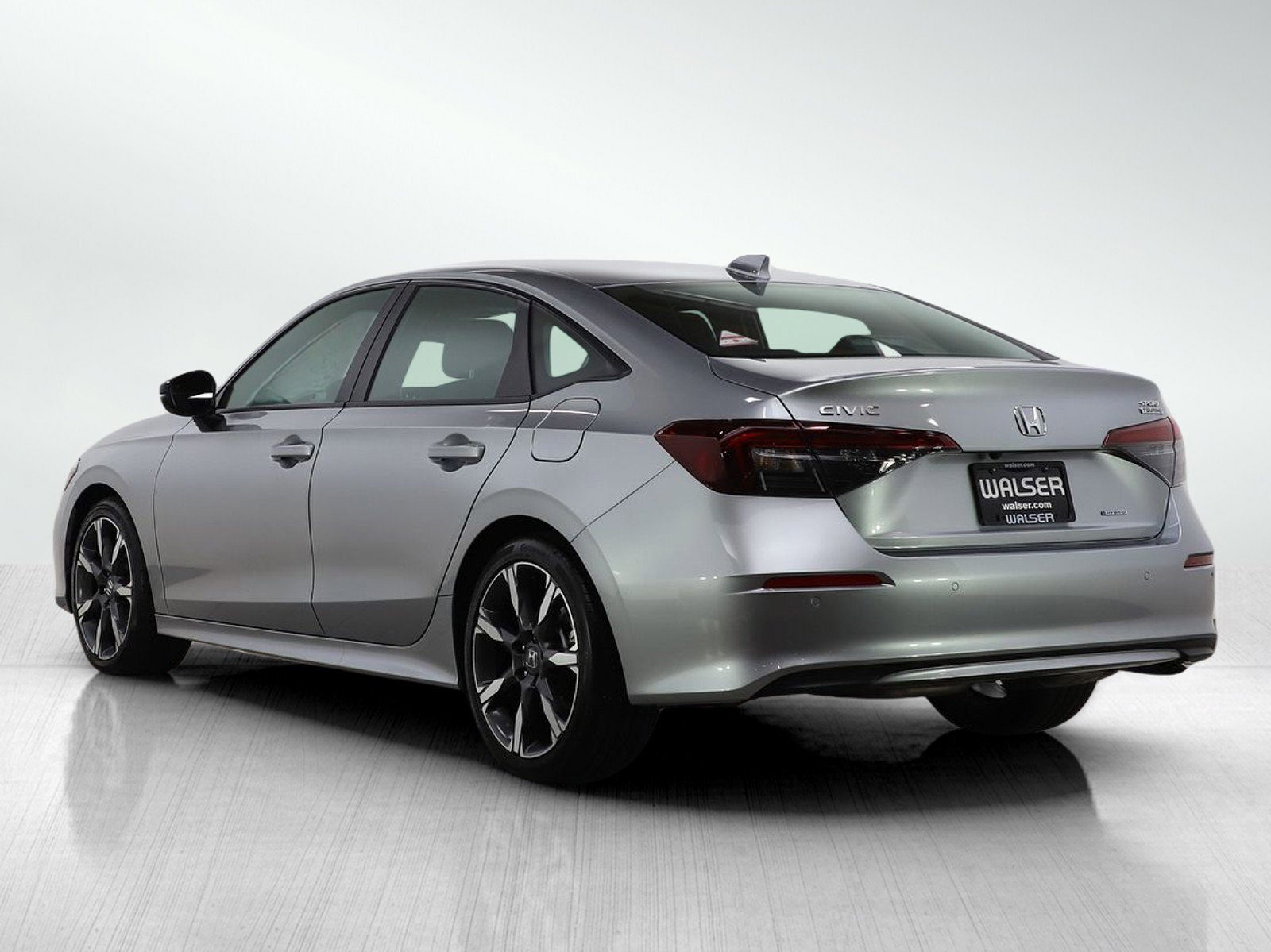 Used 2025 Honda Civic Sport Touring image 3