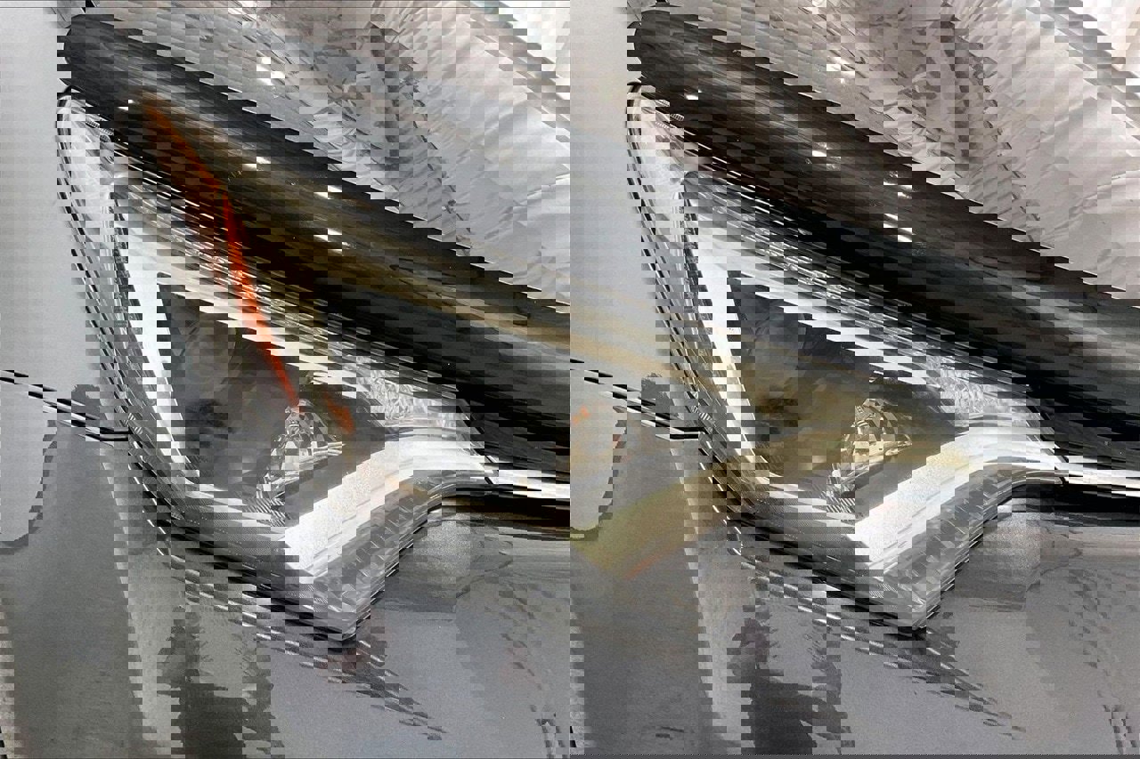 Used 2018 Toyota RAV4 XLE image 12