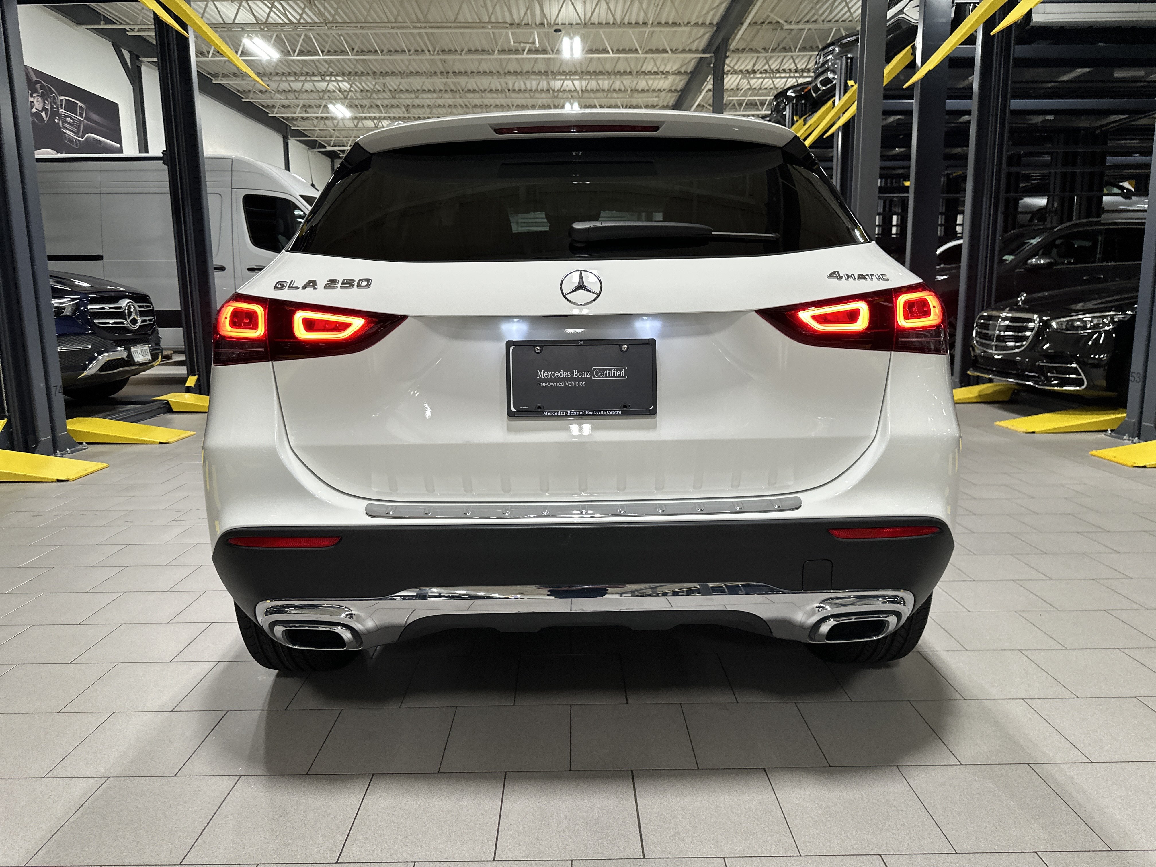 Certified 2023 Mercedes-Benz GLA 250 4MATIC image 4