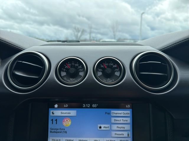 Used 2016 Ford Mustang Shelby GT350 w/ Technology Package image 27