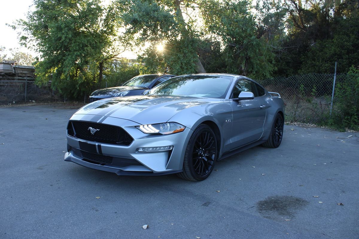 Used 2021 Ford Mustang GT Premium w/ GT Performance Package RWD image 3
