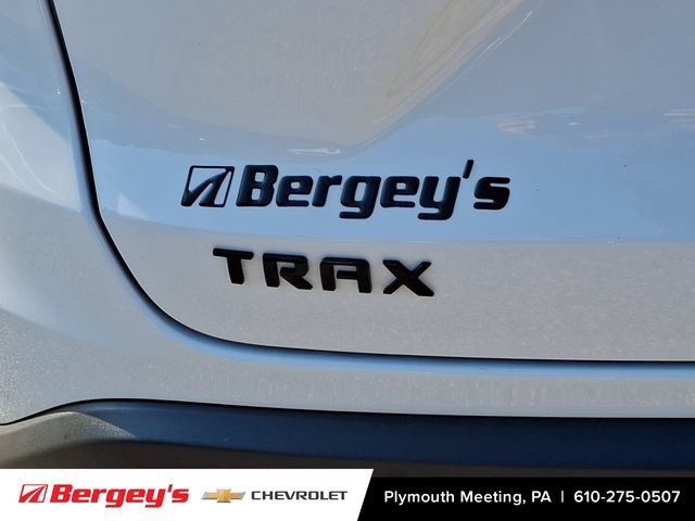 Certified 2024 Chevrolet Trax RS w/ Driver Confidence Package FWD image 33