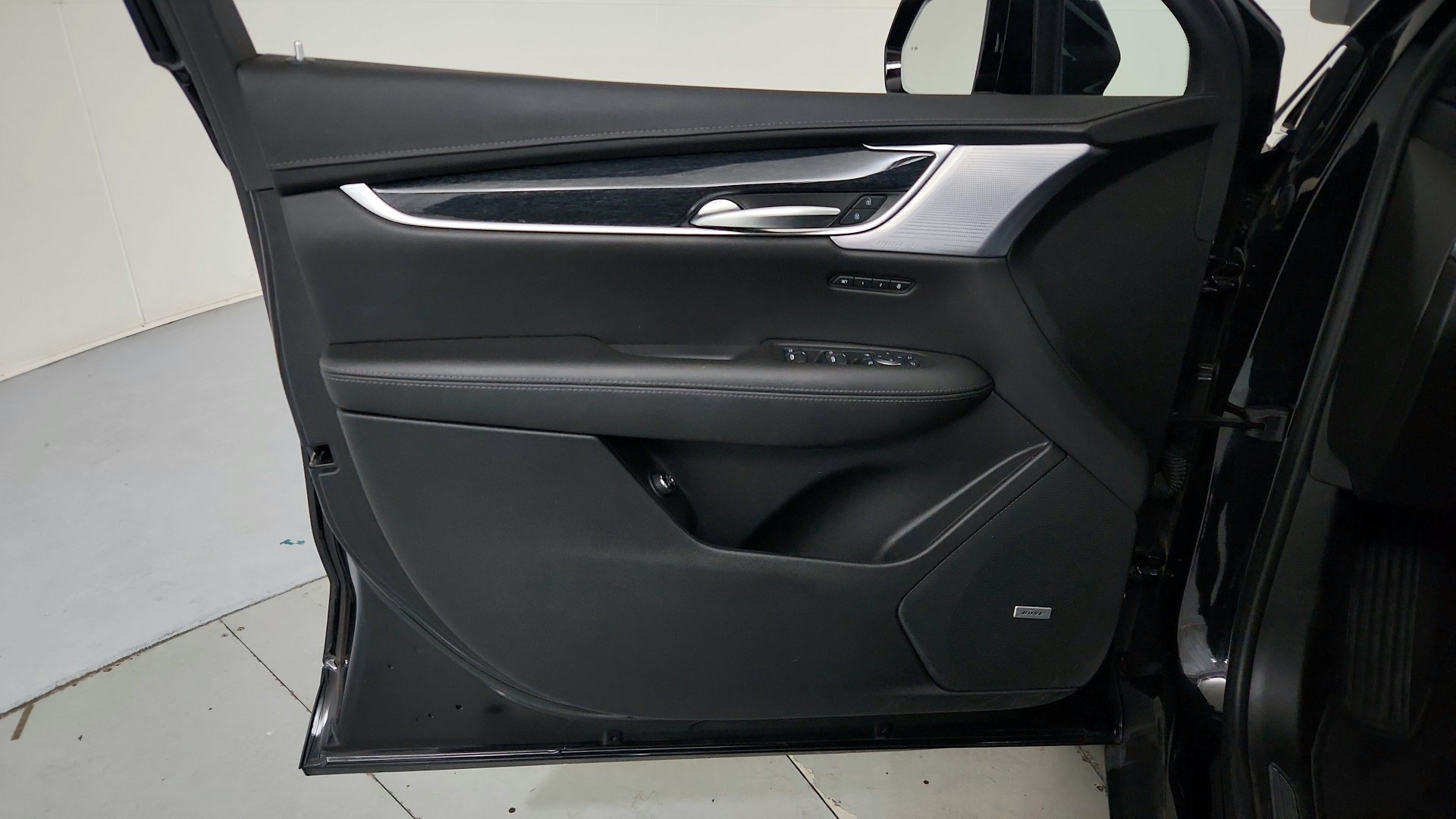 Used 2024 Cadillac XT5 Premium Luxury AWD/4WD image 16
