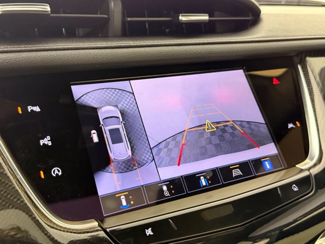 Used 2022 Cadillac XT6 Sport w/ Technology Package AWD/4WD image 21