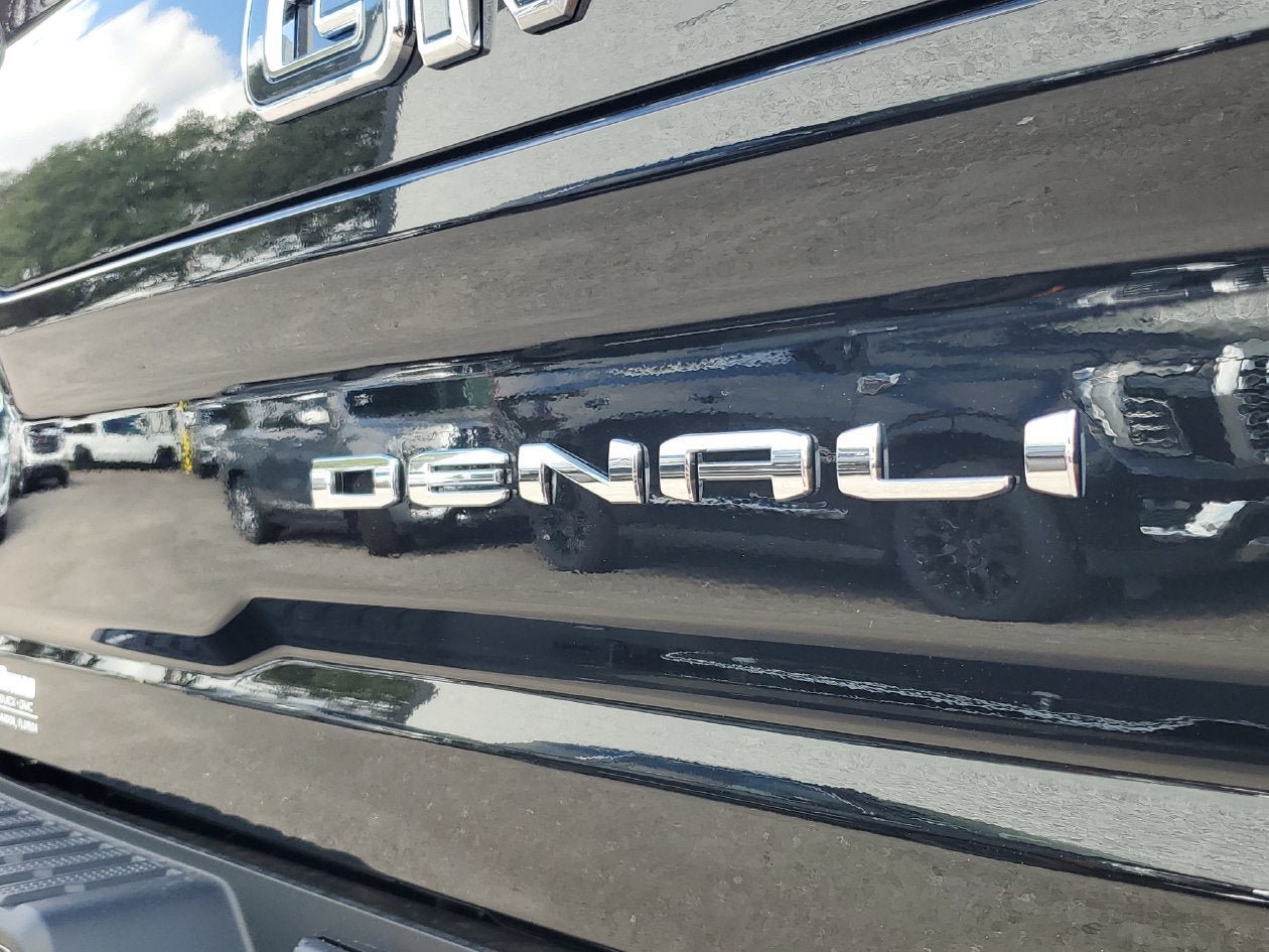New 2026 GMC Sierra 3500 Denali Ultimate AWD/4WD image 9