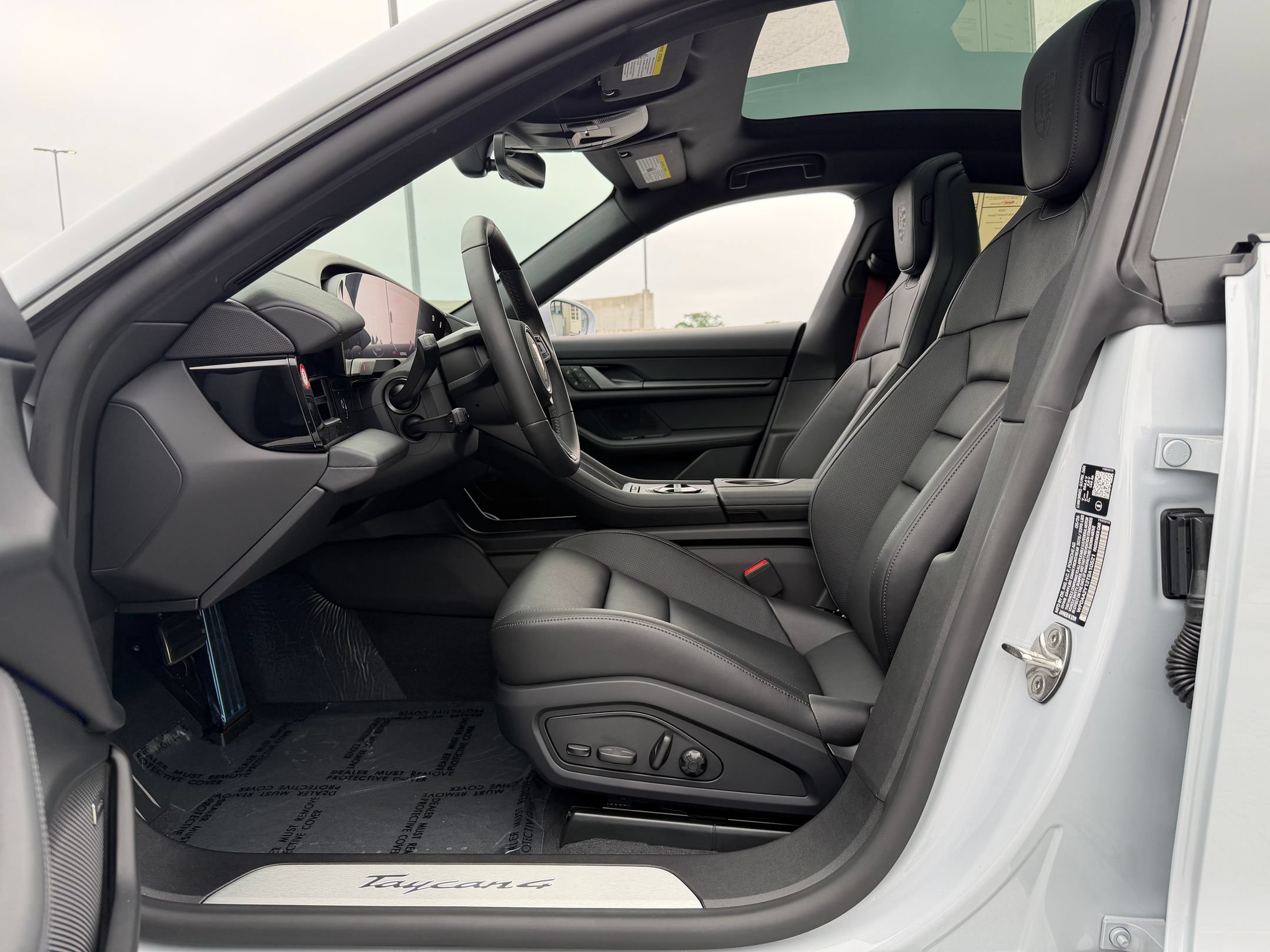 New 2026 Porsche Taycan AWD/4WD image 28