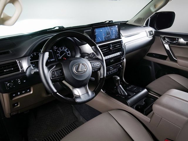 Used 2023 Lexus GX 460 Premium w/ Premium Package AWD/4WD image 17