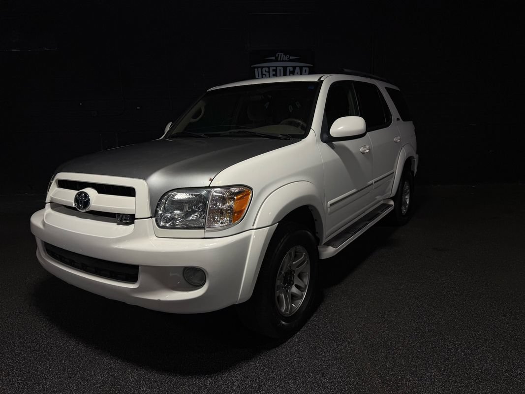 Used 2007 Toyota Sequoia SR5 AWD/4WD image 1