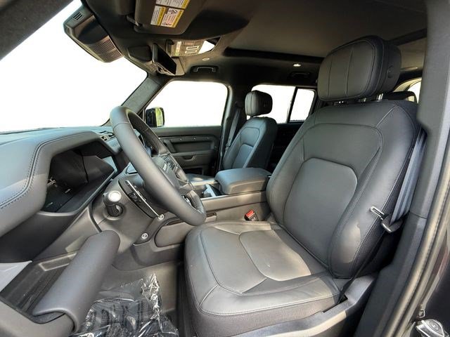 New 2026 Land Rover Defender 110 V8 AWD/4WD image 10