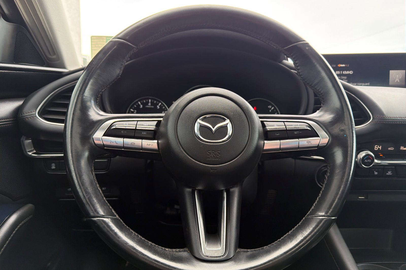 Used 2021 MAZDA MAZDA3 s image 21