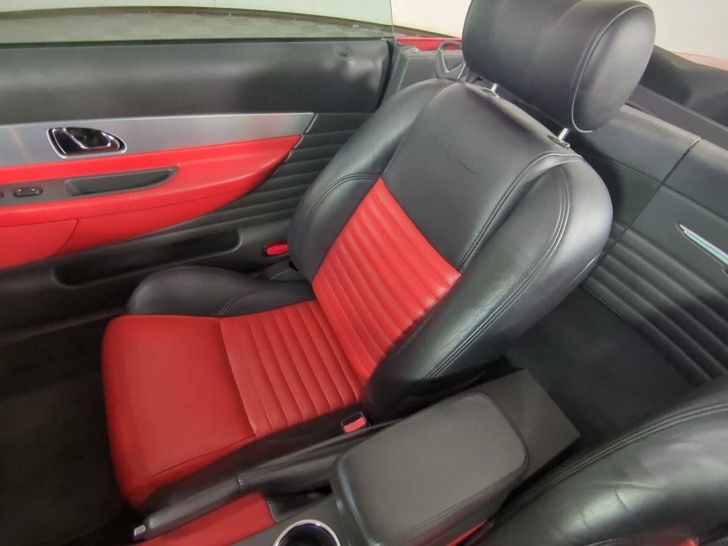 Used 2002 Ford Thunderbird RWD image 15