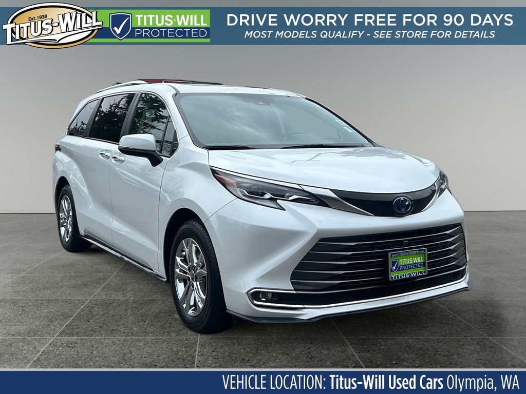 Used 2022 Toyota Sienna Platinum
