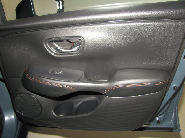 Certified 2025 Honda HR-V Sport image 42