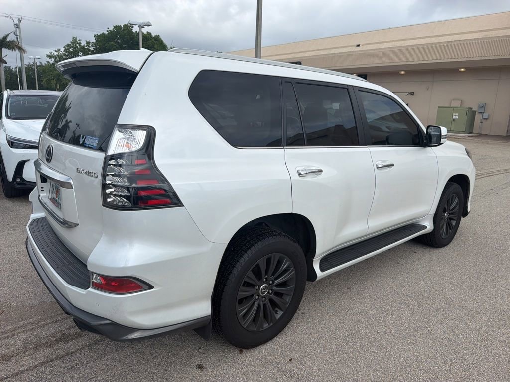 Certified 2023 Lexus GX 460 Premium w/ Accessory Package AWD/4WD image 3