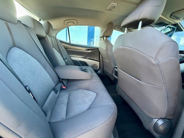 Used 2020 Toyota Camry LE FWD image 16
