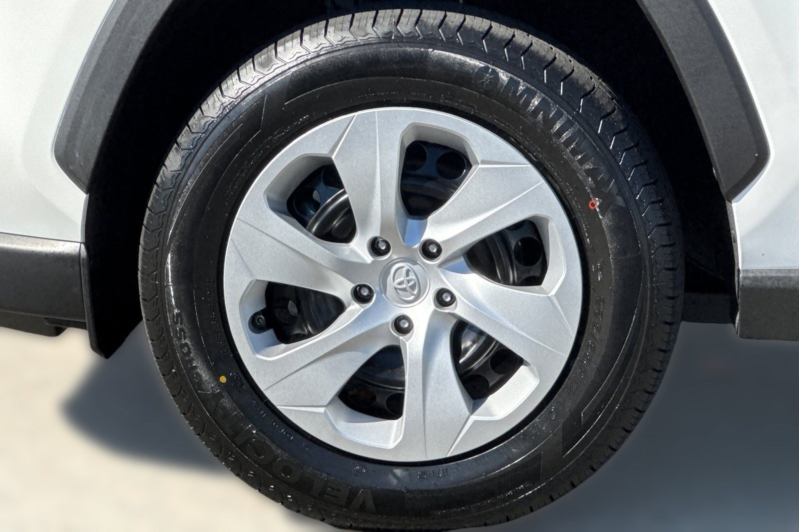 Certified 2024 Toyota RAV4 LE AWD/4WD image 13
