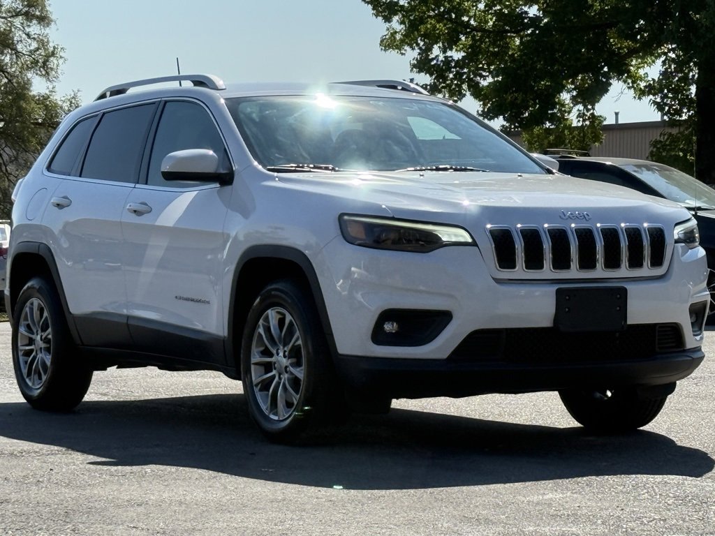 Used 2019 Jeep Cherokee Latitude Plus image 7