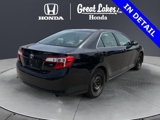 Used 2012 Toyota Camry LE FWD image 4