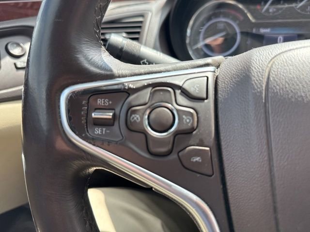 Used 2015 Buick Regal FWD image 23