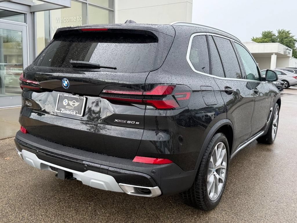 New 2026 BMW X5 xDrive50e AWD/4WD image 3