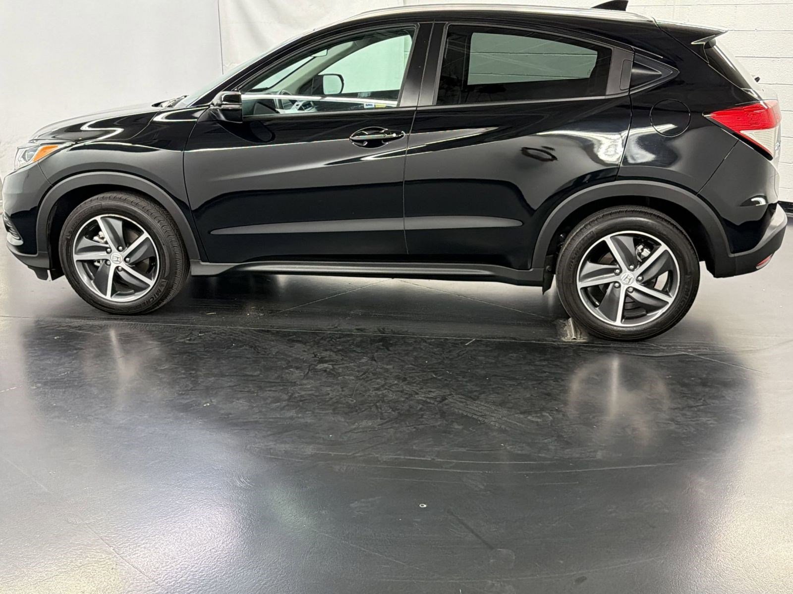 Certified 2021 Honda HR-V EX image 2