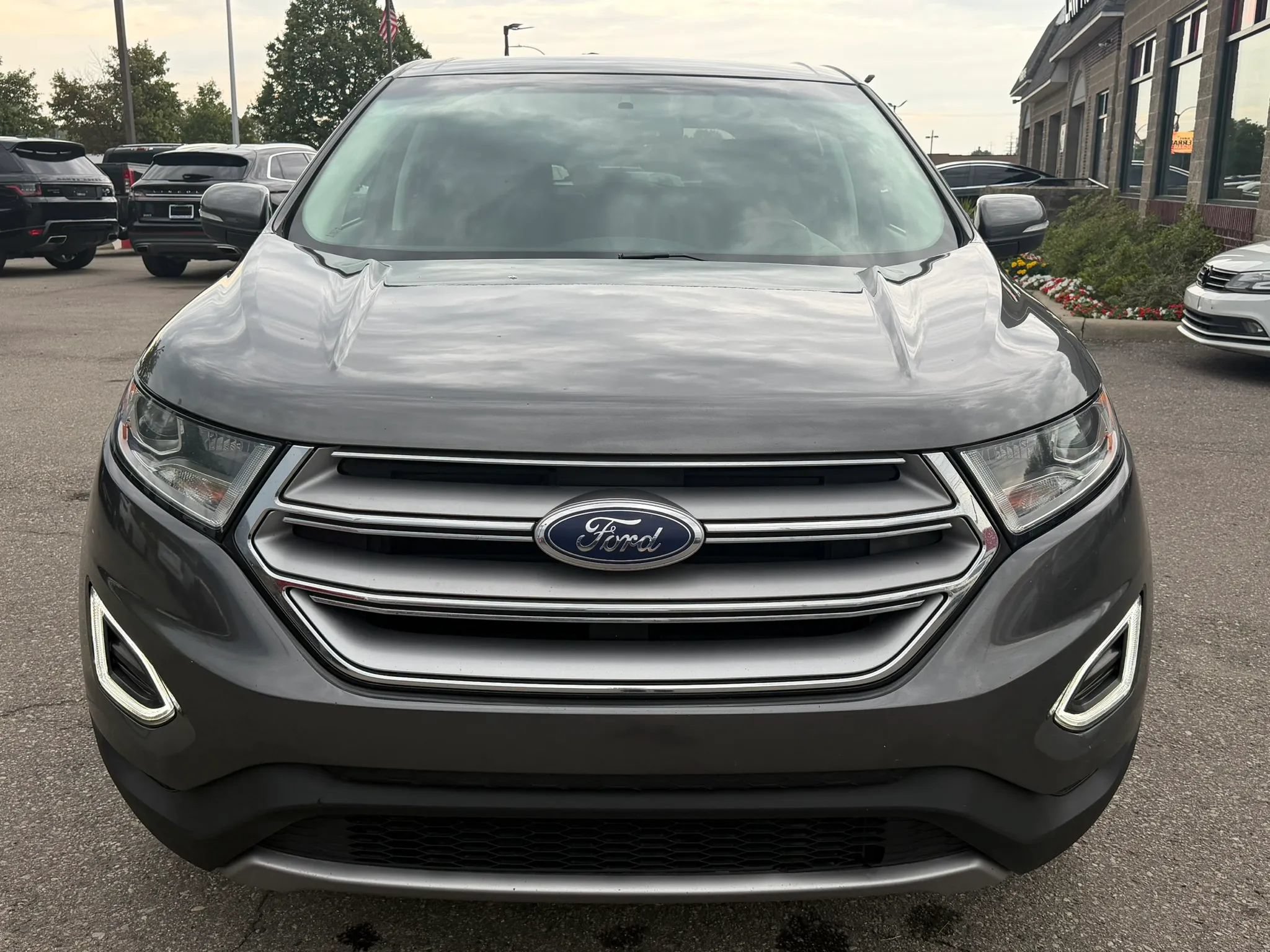 Used 2017 Ford Edge SEL w/ Equipment Group 201A AWD/4WD image 8