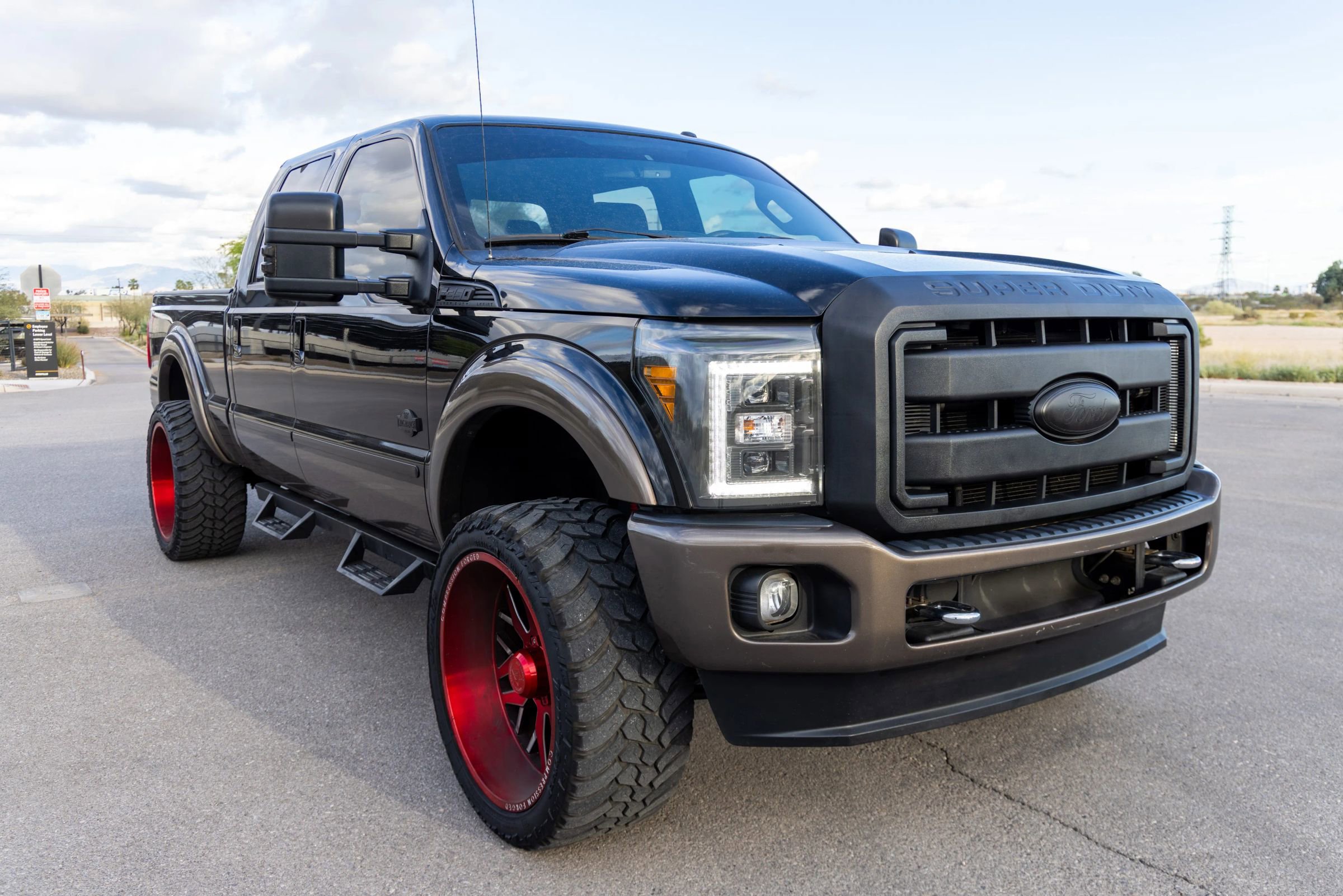 Used 2016 Ford F350 King Ranch w/ King Ranch w/Chrome Package AWD/4WD image 8