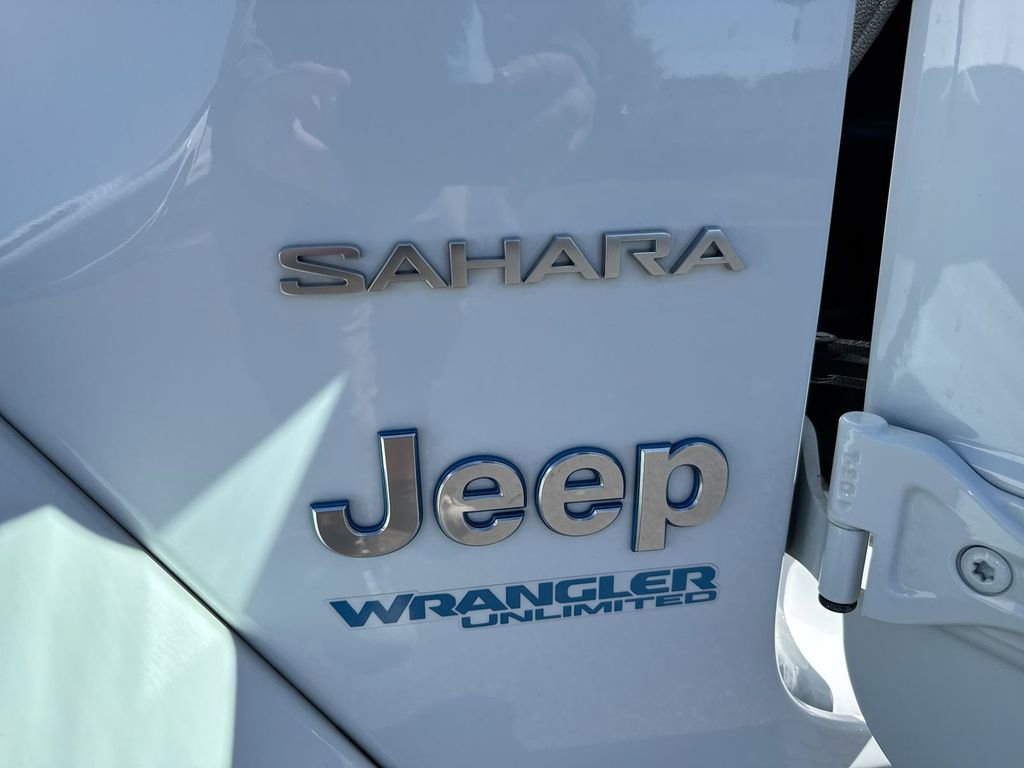Used 2021 Jeep Wrangler Unlimited Sahara w/ Cold Weather Group image 26