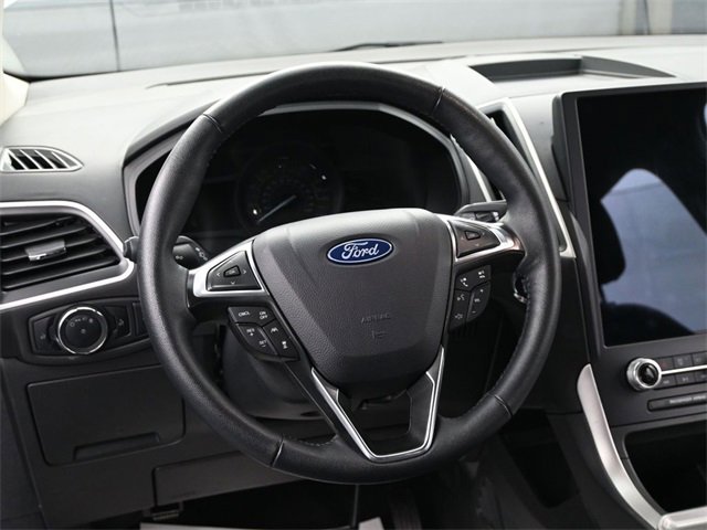Used 2024 Ford Edge SEL image 28
