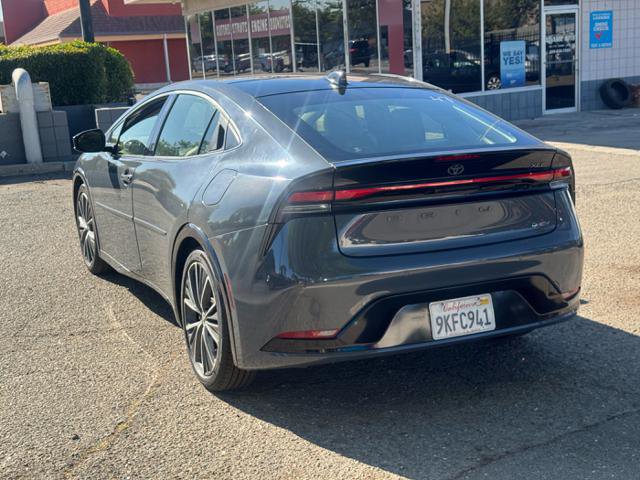 Used 2024 Toyota Prius XLE image 4