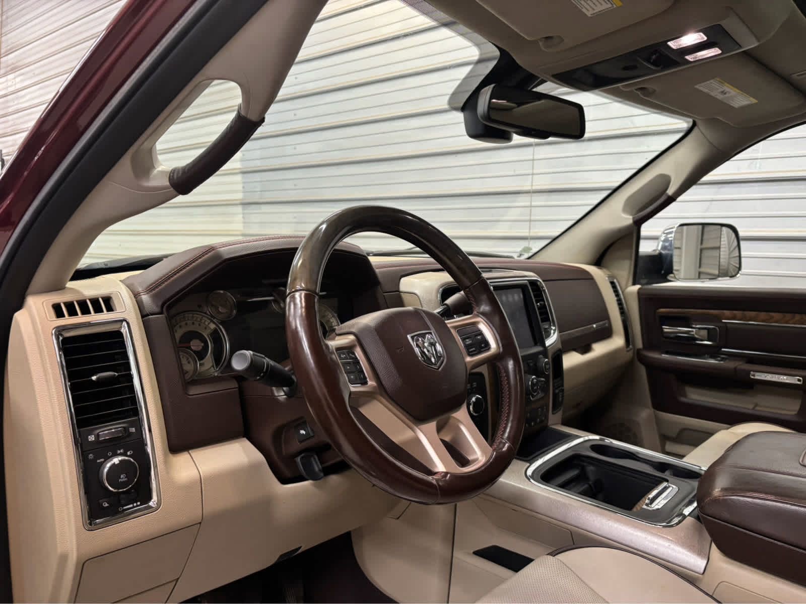 Used 2018 RAM 2500 Longhorn w/ Longhorn Southfork Package AWD/4WD image 12