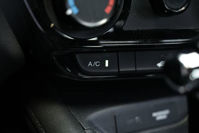 Certified 2020 Honda HR-V Sport image 38