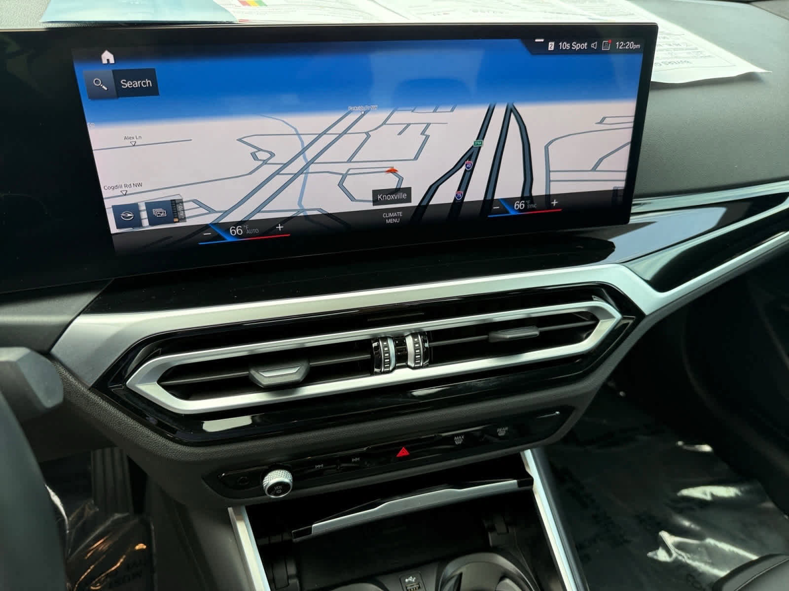 Used 2023 BMW 330i xDrive Sedan w/ Premium Package AWD/4WD image 18