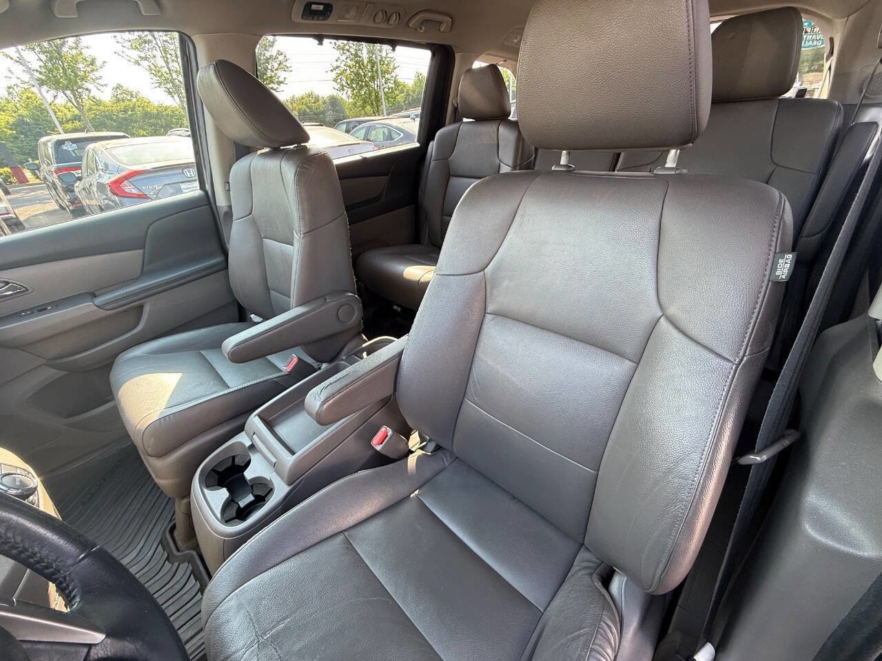 Used 2016 Honda Odyssey Touring Elite image 21