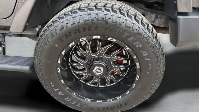 Used 2018 Jeep Wrangler Unlimited Altitude image 26