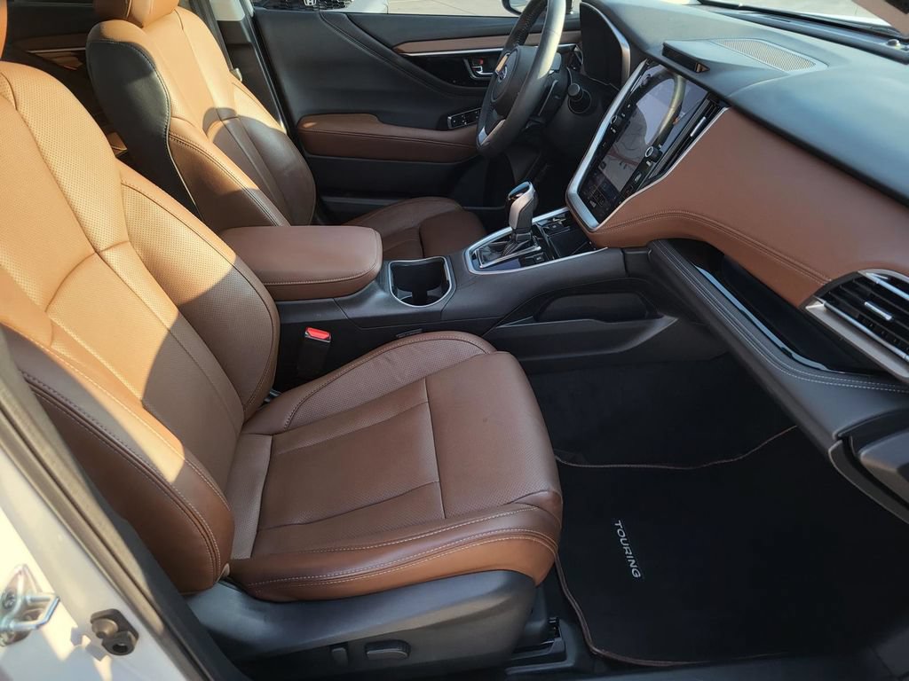 Used 2022 Subaru Outback Touring XT AWD/4WD image 8