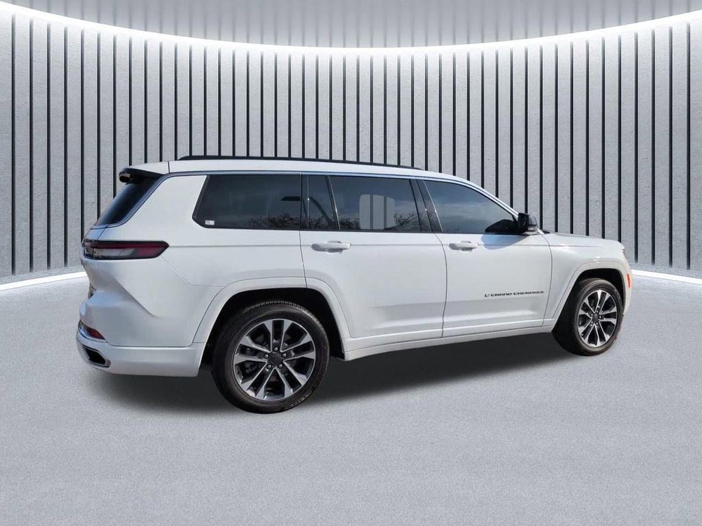 Used 2025 Jeep Grand Cherokee L Overland w/ Luxury Tech Group IV image 5