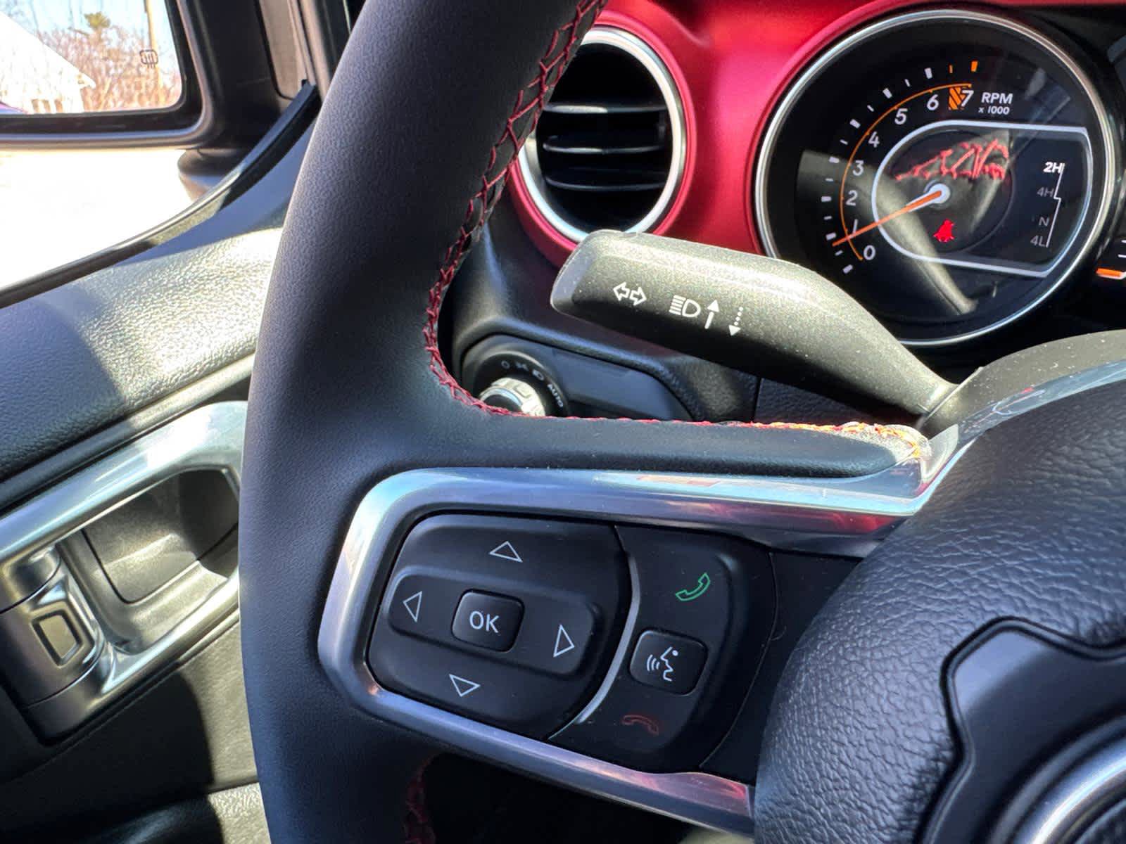 Used 2023 Jeep Gladiator Rubicon AWD/4WD image 20
