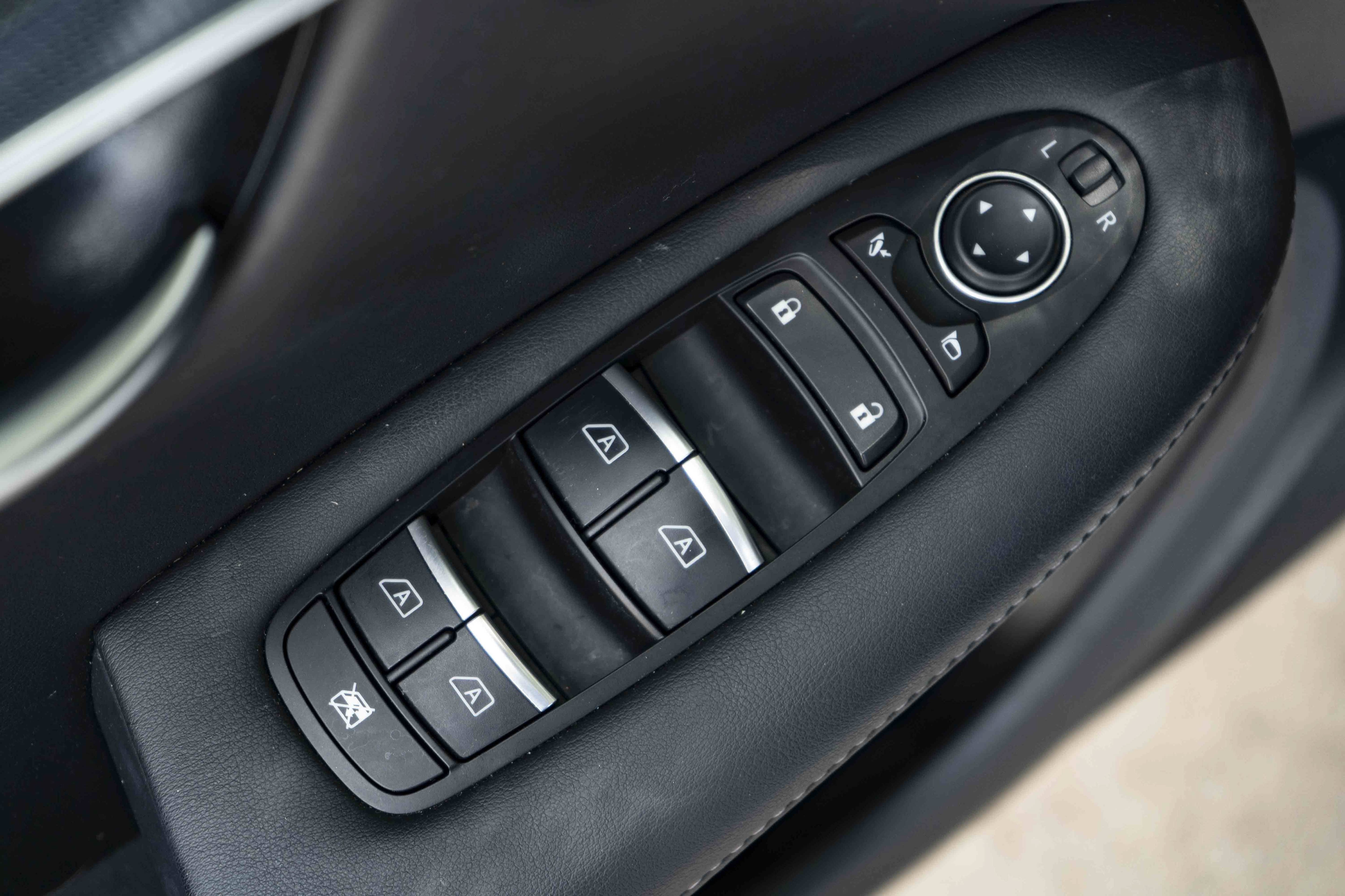 Used 2024 INFINITI QX50 Sport AWD/4WD image 39