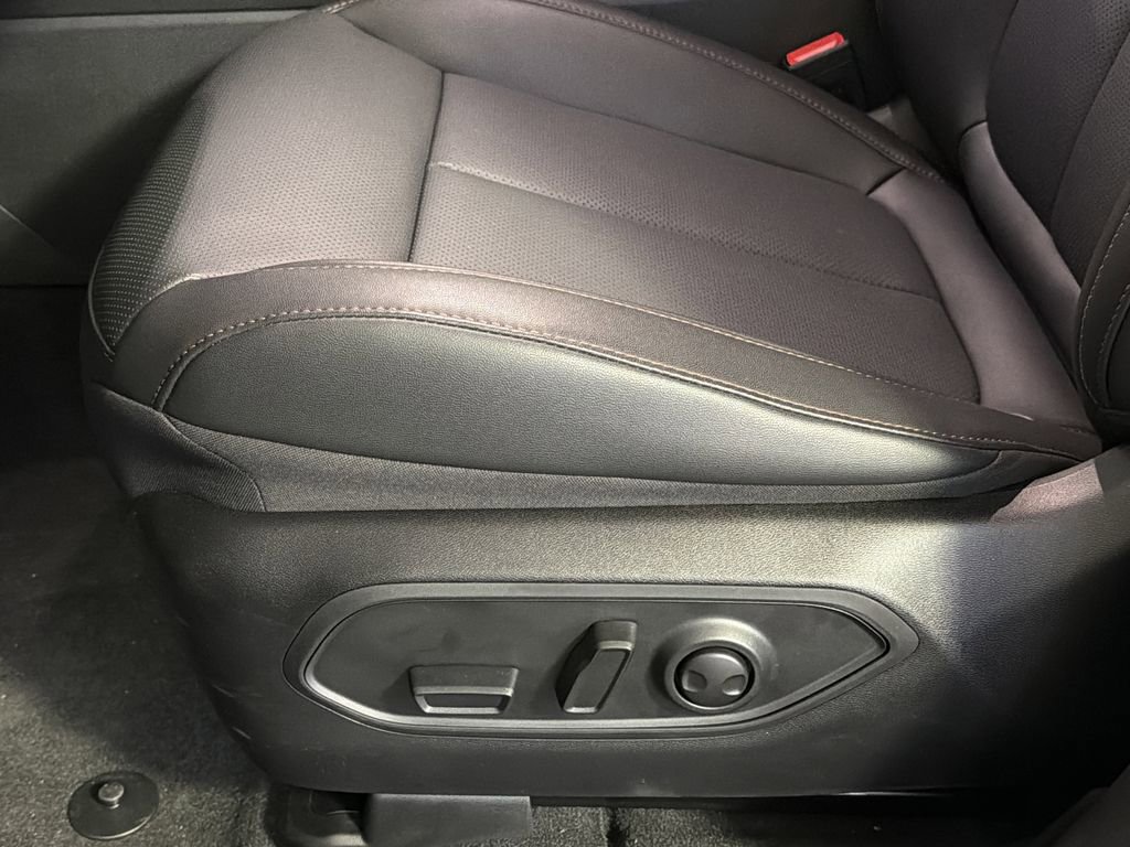 New 2026 Jeep Cherokee Limited image 13