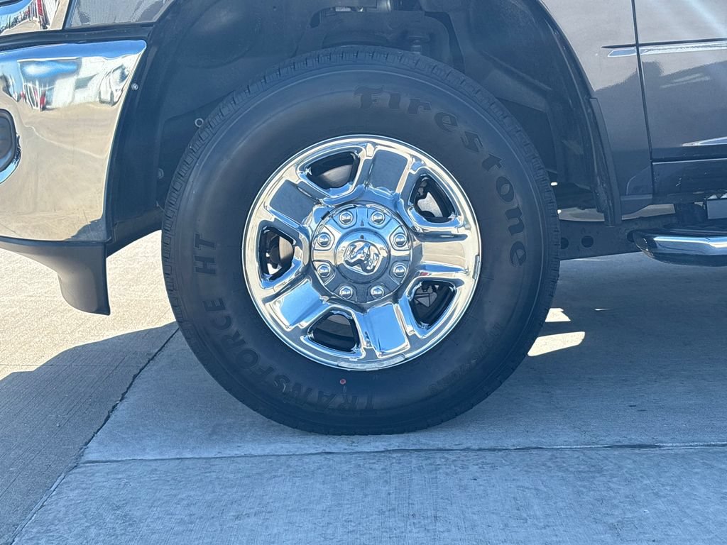 Used 2024 RAM 2500 Tradesman w/ Chrome Appearance Group AWD/4WD image 34
